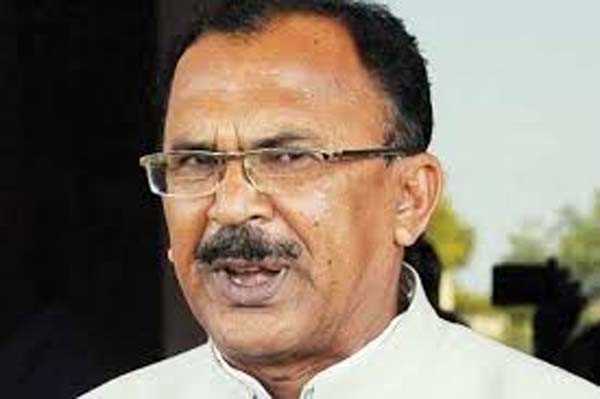 गुटों में बंटी कांग्रेस जनता का भला नहीं कर सकती-देवनानी गुटों में बंटी कांग्रेस जनता का भला नहीं कर सकती-देवनानी